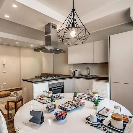 Suites In Terrazza Гостевой дом 3*